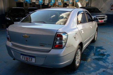 chevrolet-cobalt-2015-sao-jose-d-8217ca392cd8fde9511a6eddfd6afa43