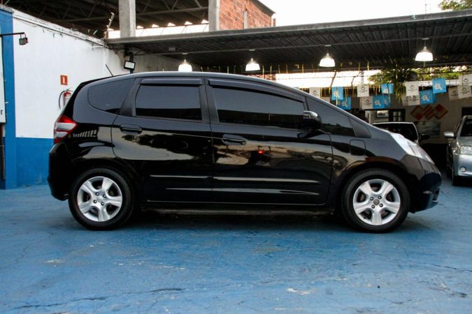 honda-fit-2010-sao-jose-dos-camp-626953bd746793a0333481c03b6f6c87