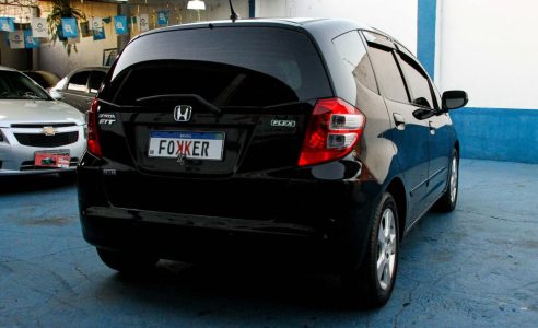 honda-fit-2010-sao-jose-dos-camp-b6b46a484bab9b3ce027c16bff2bb2f8